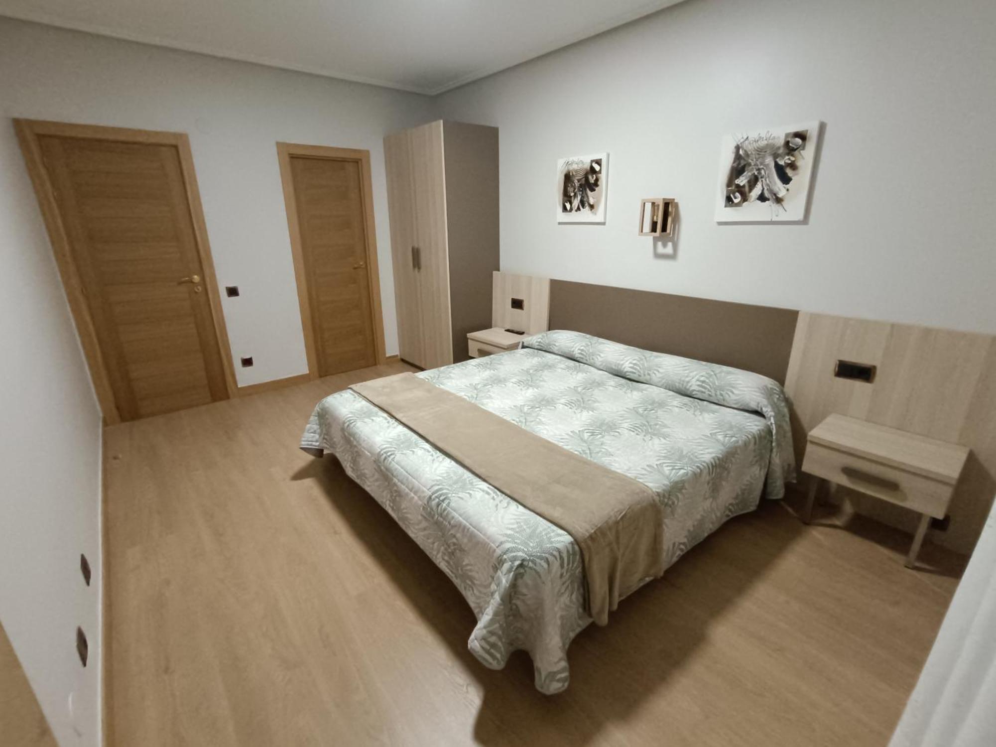 Habitaciones Javier Lvi 0006 Витория Экстерьер фото