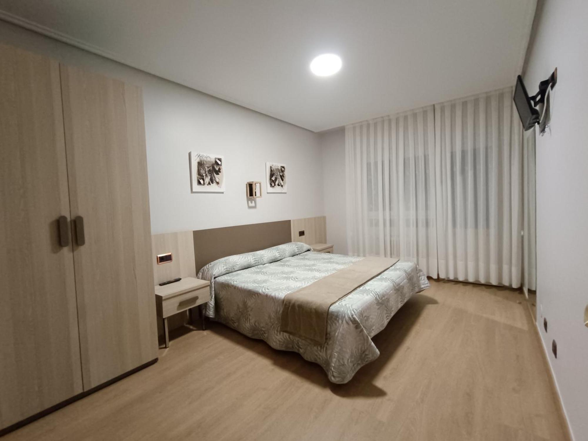 Habitaciones Javier Lvi 0006 Витория Экстерьер фото